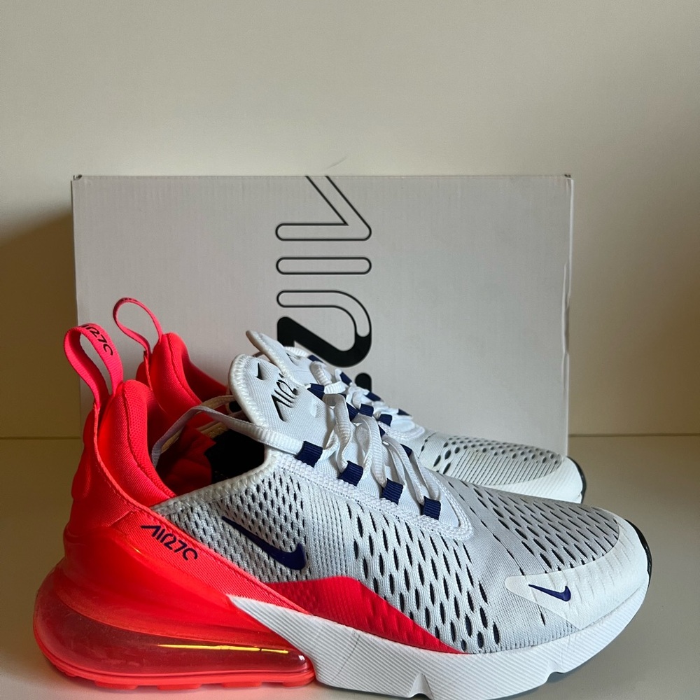 Women’s Nike AIr Max 270 size 8.5